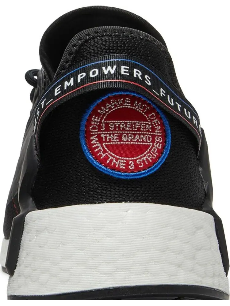 Кроссовки Adidas NMD_R1 V2 'Logo Patch - Black' — изображение 7 из 8, черный