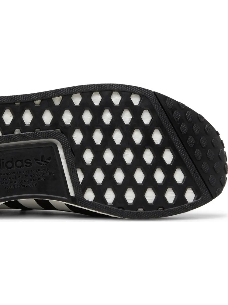 Кроссовки Adidas NMD_R1 V2 'Core Black White' — изображение 5 из 8, черный