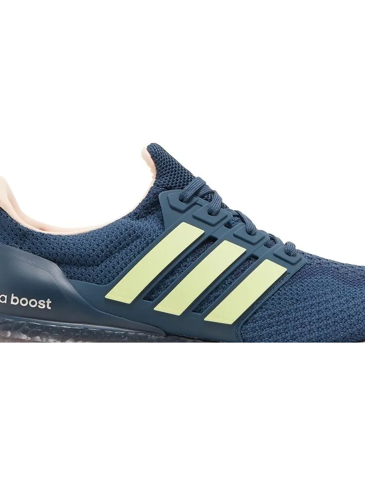 Кроссовки Adidas Fernando Tatis Jr. x UltraBoost 2.0 DNA 'Crew Navy Glory Pink' — изображение 2 из 8, синий