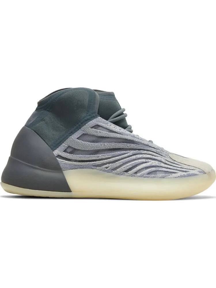 Кроссовки Adidas Yeezy Quantum 'Mono Carbon' — изображение 1 из 8, серый