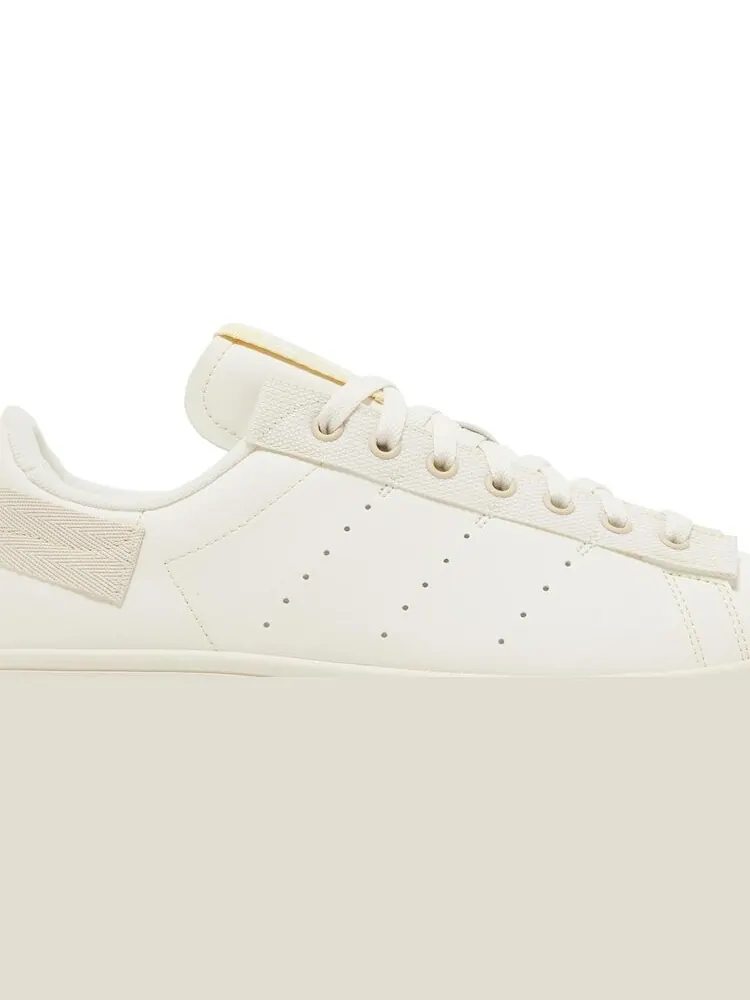 Кроссовки Adidas Parley x Stan Smith 'Off White' — изображение 2 из 8, бежевый