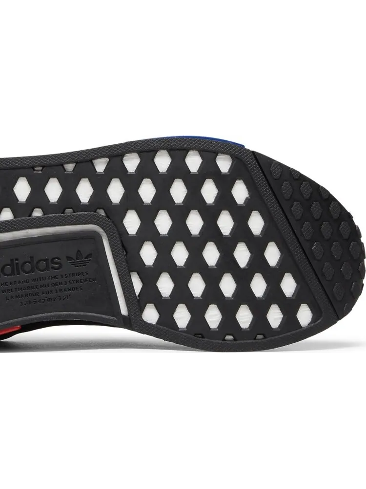 Кроссовки Adidas NMD_R1 'Black Grey' — изображение 5 из 8, черный