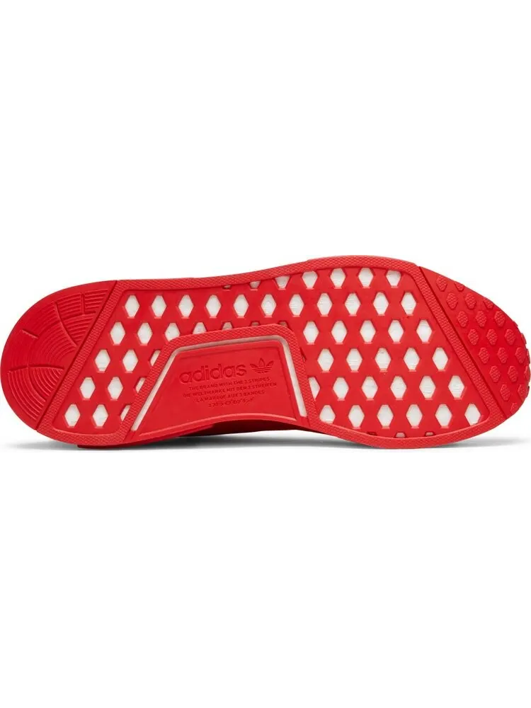 Кроссовки Adidas NMD_R1 'Triple Red' — изображение 4 из 8, красный