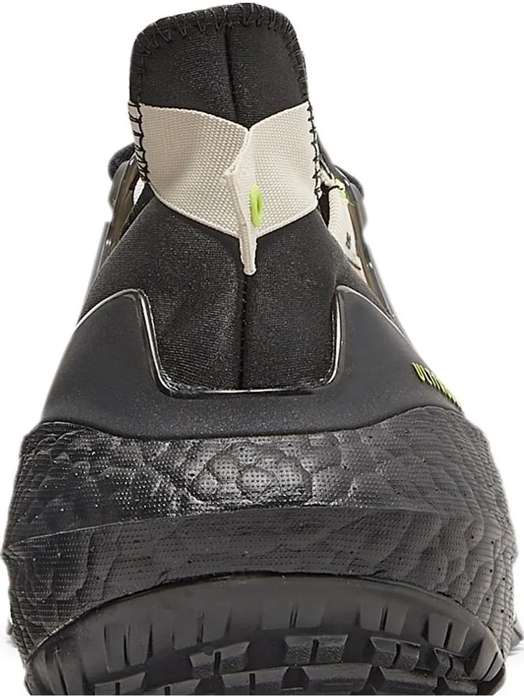 Кроссовки Adidas UltraBoost 22 Cold.RDY 'Black Solar Yellow' — изображение 7 из 8, черный
