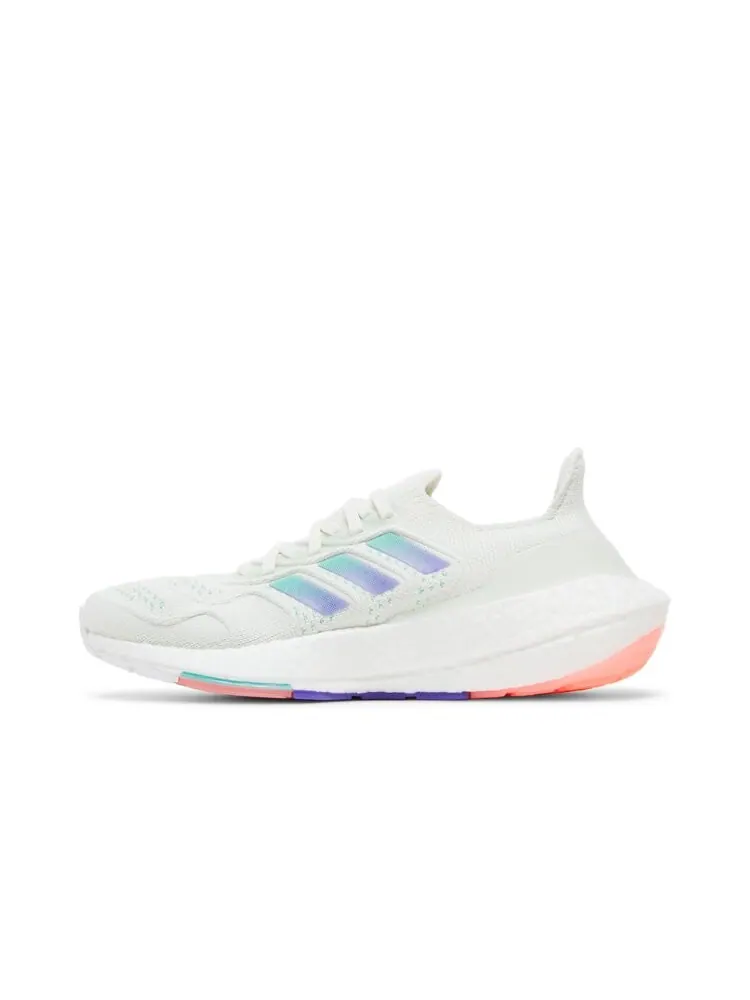 Кроссовки Adidas Wmns UltraBoost 22 Heat.RDY — изображение 3 из 4, белый