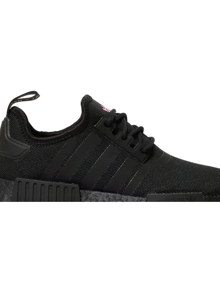 Кроссовки Adidas Wmns NMD_R1 Primeblue 'Black Solar Pink' — изображение 2 из 8, черный