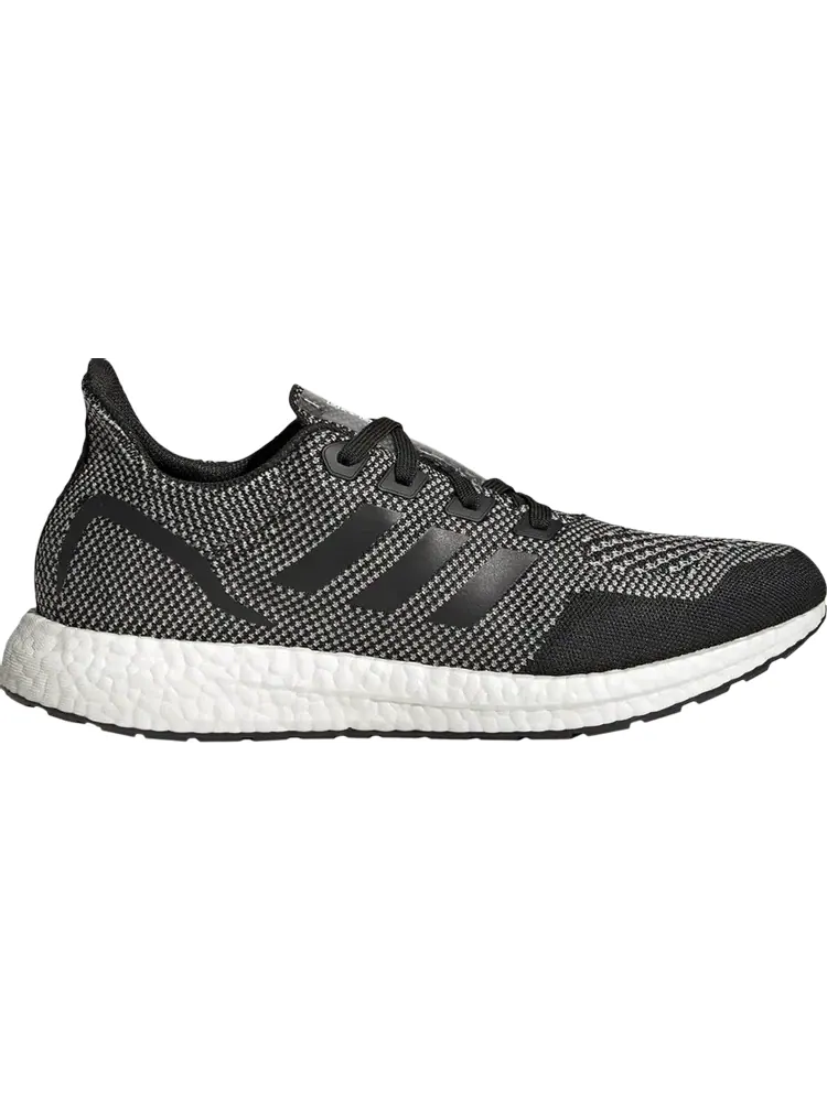 Кроссовки Adidas UltraBoost 'Made To Be Remade - Black White' — изображение 1 из 1, черный