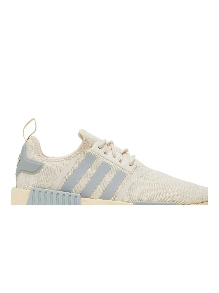 Кроссовки adidas NMD_R1 Primeblue 'Wonder White Gum' — изображение 3 из 9, белый/белый