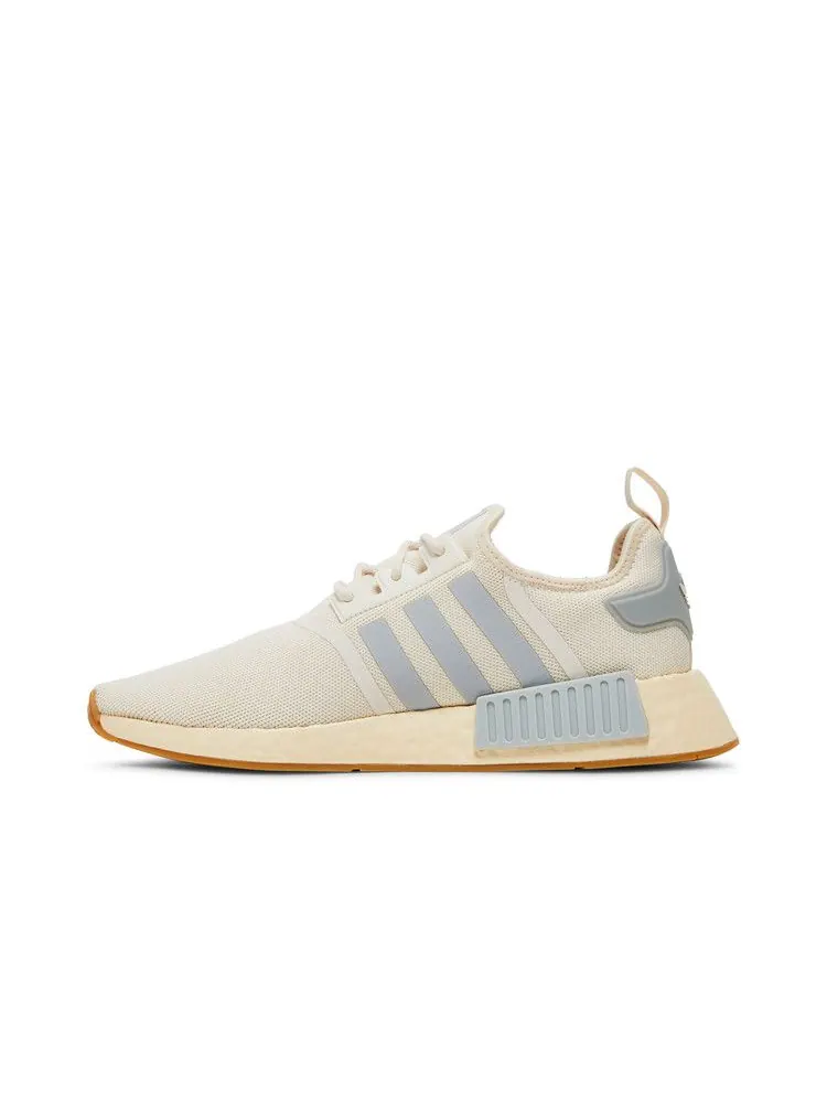 Кроссовки adidas NMD_R1 Primeblue 'Wonder White Gum' — изображение 4 из 9, белый/белый