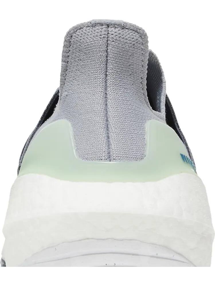 Кроссовки Adidas UltraBoost 22 'Halo Silver' — изображение 7 из 8, серебряный