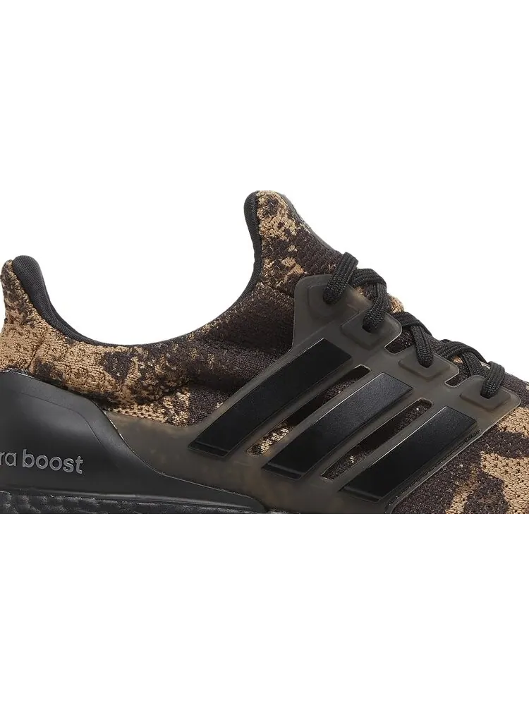 Кроссовки Adidas UltraBoost 5.0 DNA 'Acid Wash' — изображение 2 из 8, коричневый