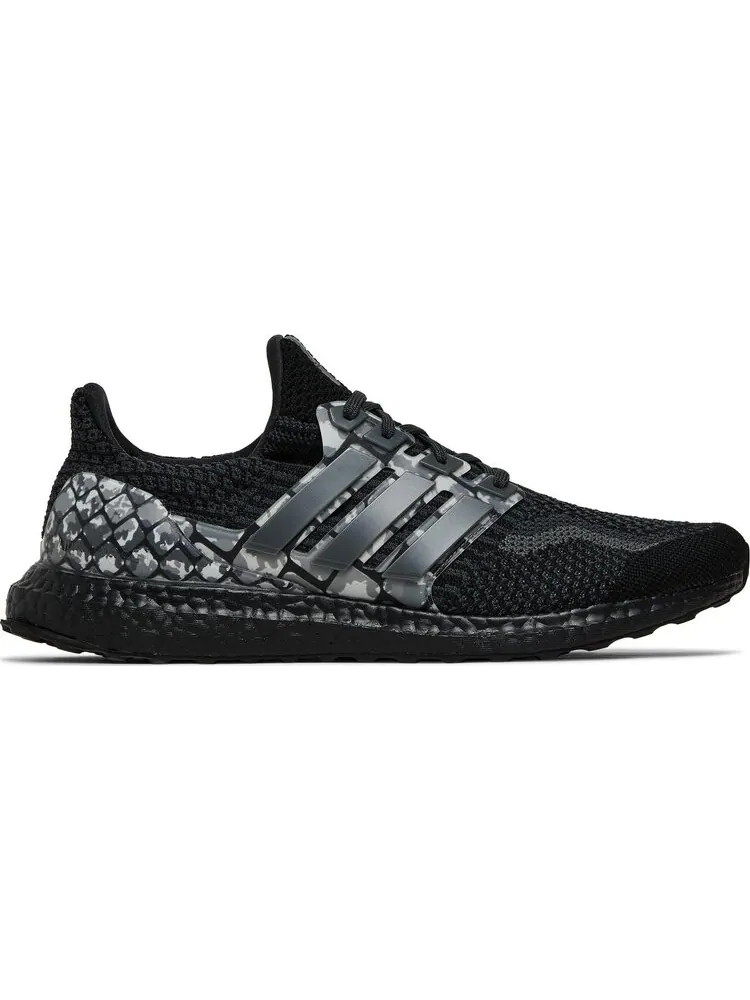 Кроссовки Adidas UltraBoost 5.0 DNA 'Black Python' — изображение 1 из 8, черный