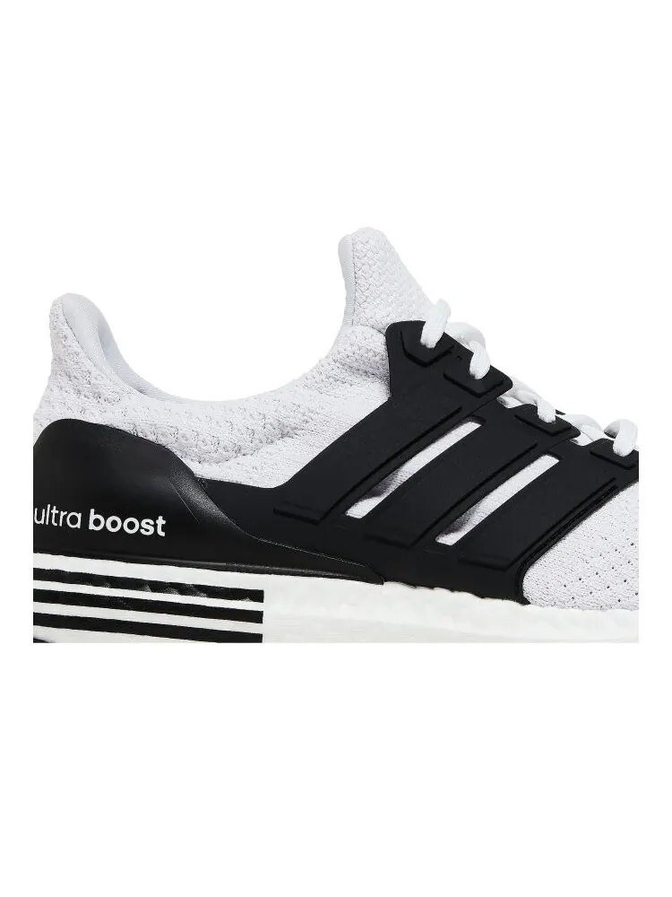 Кроссовки Adidas UltraBoost 5.0 DNA — изображение 2 из 4, белый