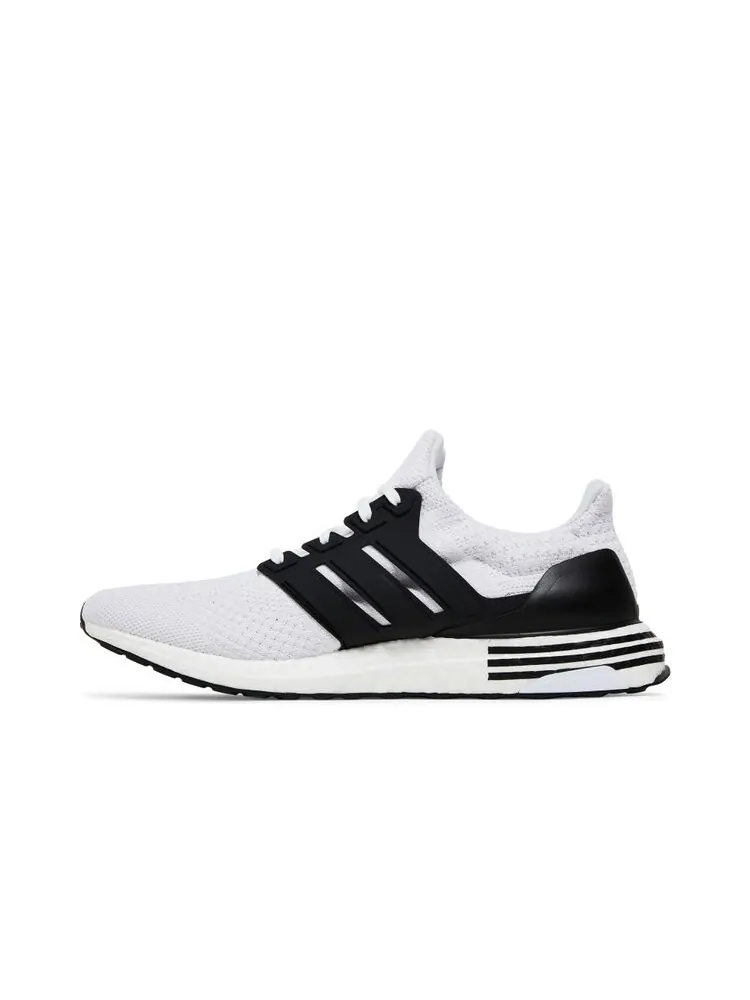 Кроссовки Adidas UltraBoost 5.0 DNA — изображение 3 из 4, белый