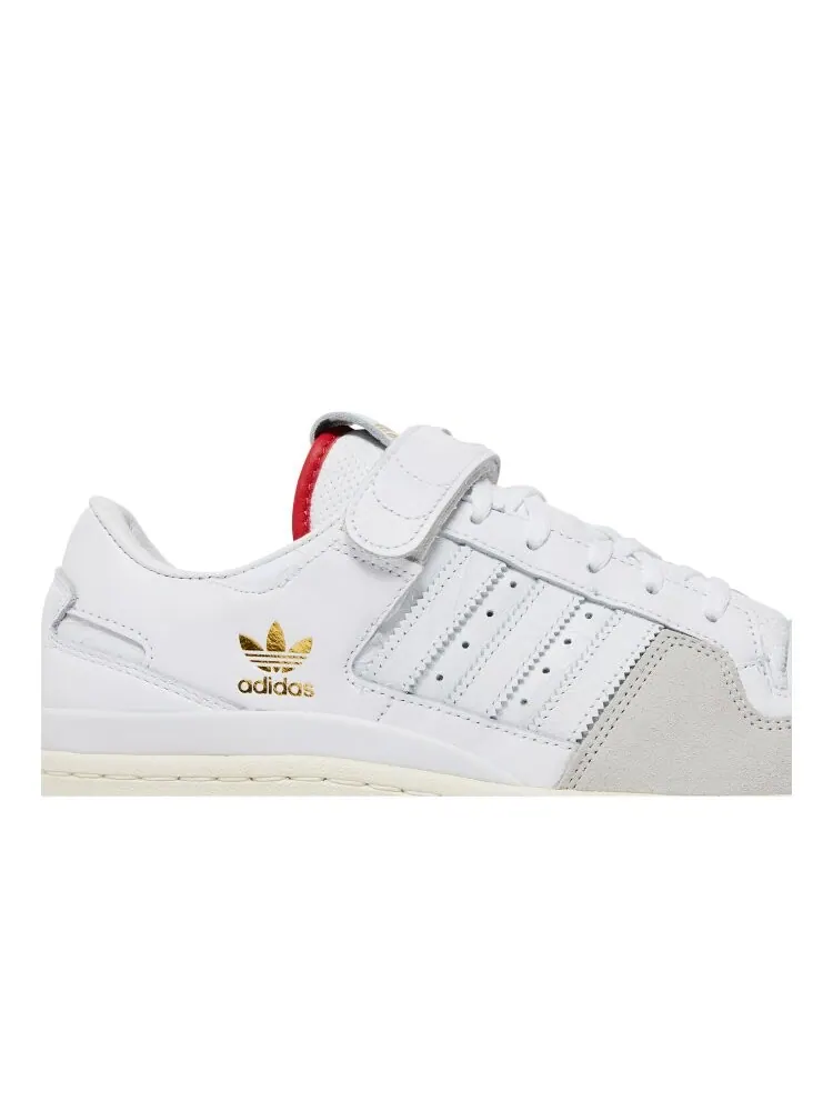 Кроссовки Adidas Sneakersnstuff x Forum 84 Low — изображение 2 из 4, белый