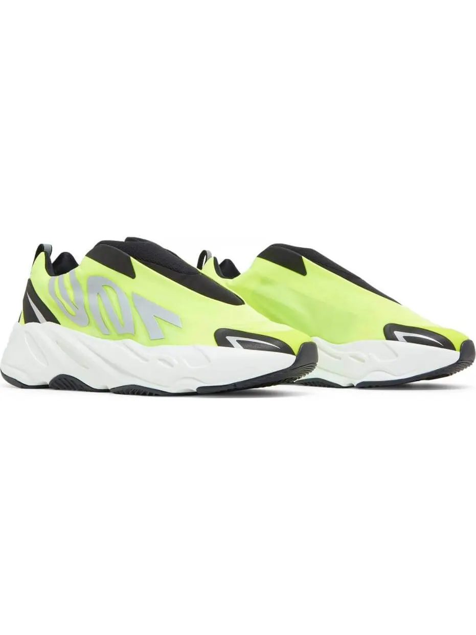 Кроссовки Yeezy Boost 700 MNVN Laceless Phosphor — изображение 4 из 8, желтый
