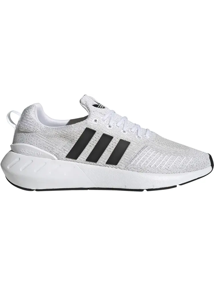 Кроссовки Adidas Swift Run 22 — изображение 1 из 1, белый