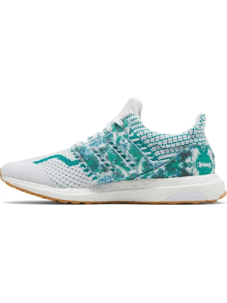 Кроссовки Adidas UltraBoost 5.0 'Cloud White Green' — изображение 3 из 8, зеленый