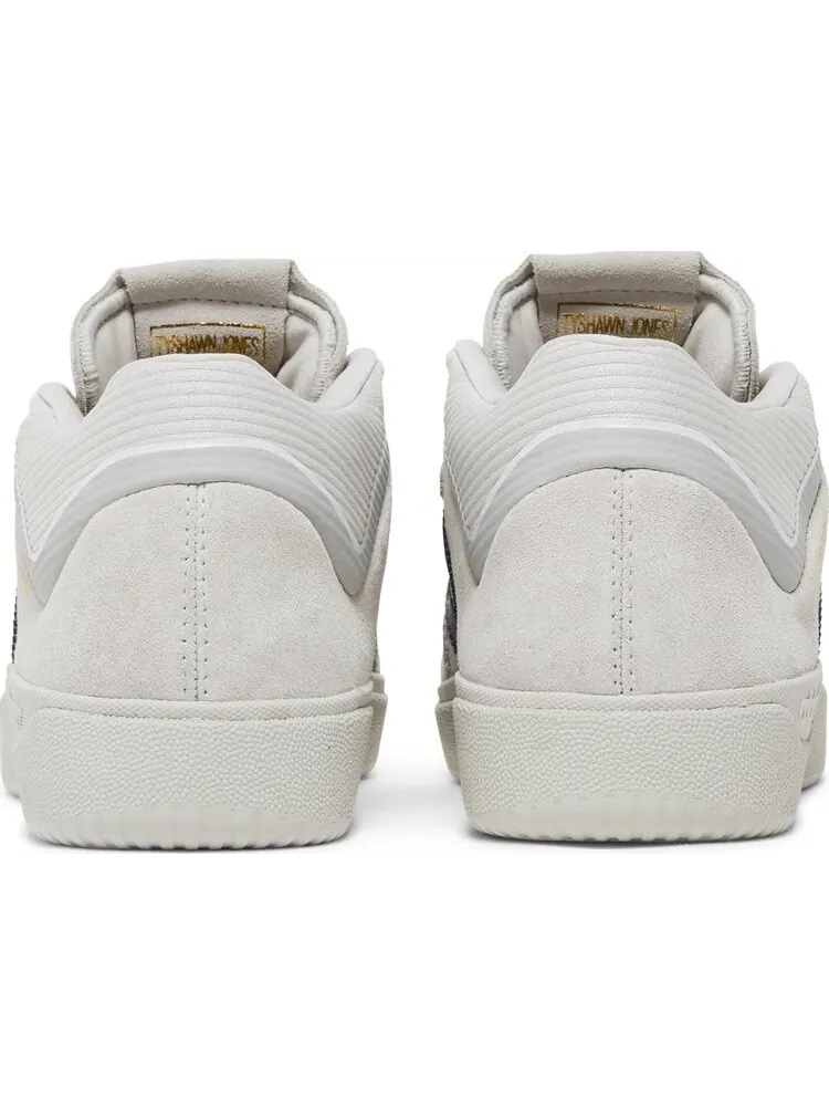 Кроссовки Adidas Tyshawn 'New York' — изображение 6 из 8, серый