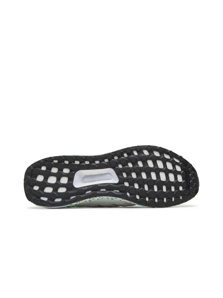 Кроссовки Adidas UltraBoost 5.0 DNA — изображение 4 из 4, белый