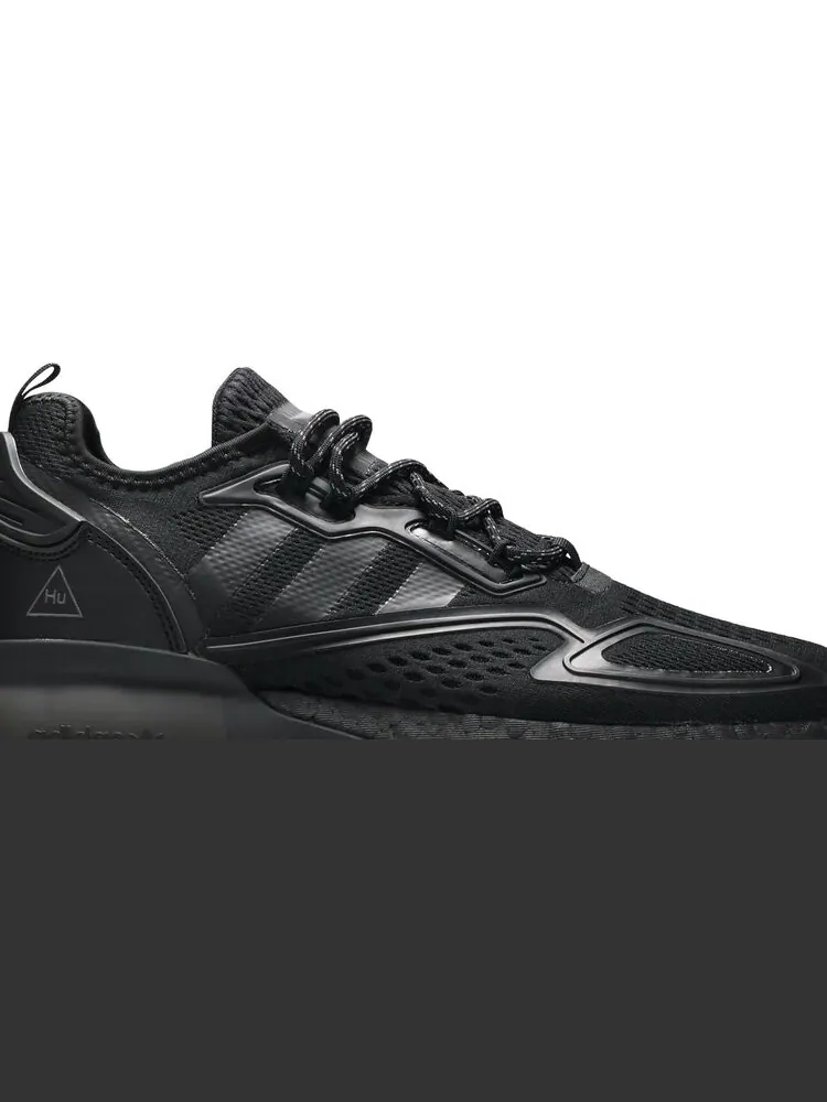 Кроссовки Adidas Pharrell x ZX 2K Boost 'Black Future' — изображение 2 из 8, черный