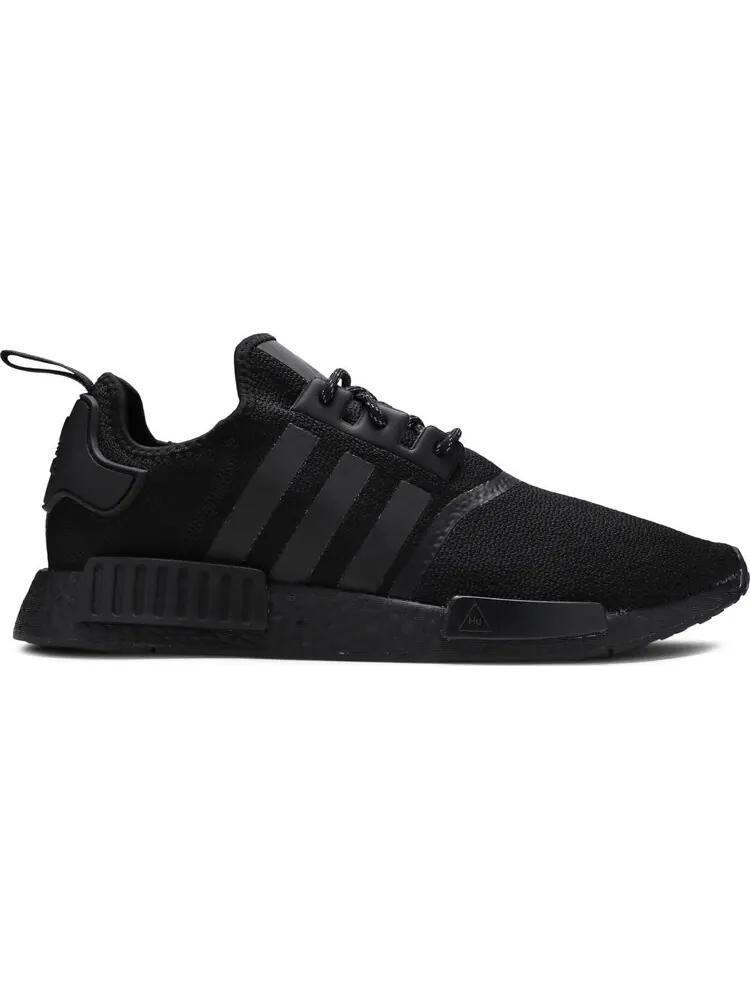 Кроссовки Adidas Pharrell x NMD_R1 'Black Future' — изображение 1 из 8, черный