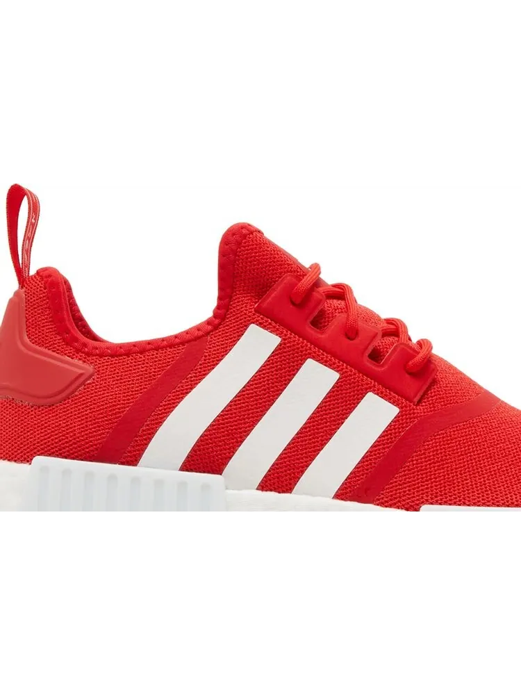 Кроссовки NMD_R1 'Vivid Red Gum' — изображение 2 из 4, красный