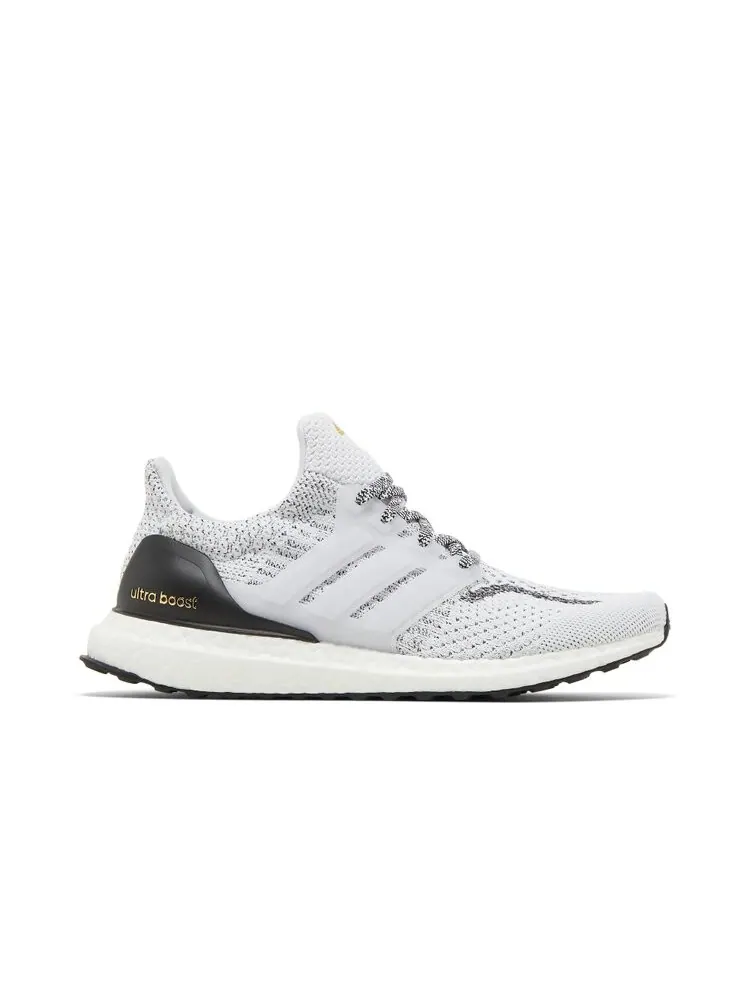 Кроссовки Adidas Wmns UltraBoost 5 DNA — изображение 1 из 4, белый