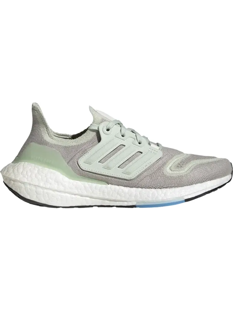 Кроссовки Adidas Wmns UltraBoost 22 'Metal Grey Linen Green' — изображение 1 из 1, серый