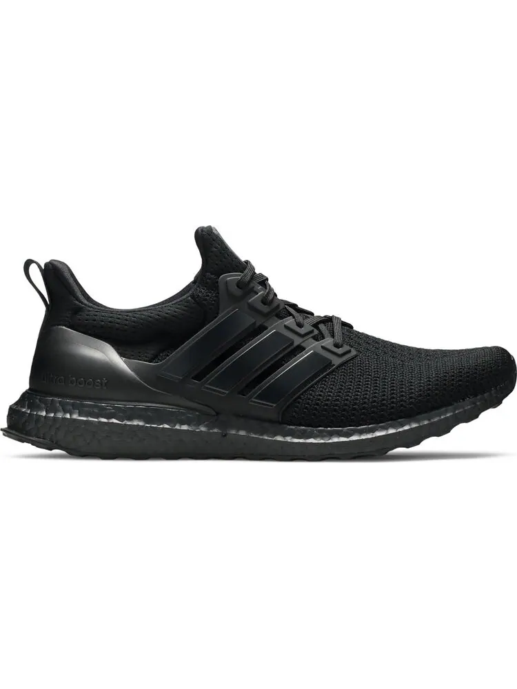 Кроссовки Adidas DFB x UltraBoost DNA 'Triple Black' — изображение 1 из 8, черный