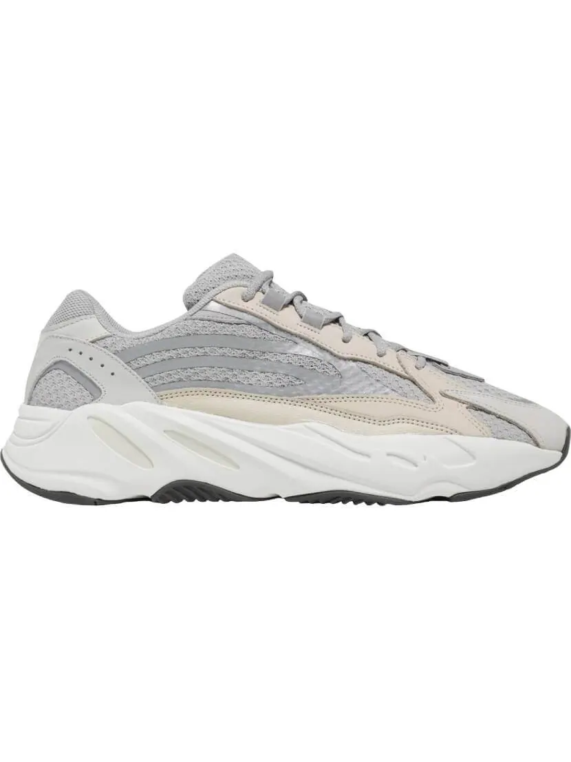 Кроссовки Yeezy Boost 700 V2 Cream — изображение 1 из 9, бежевый