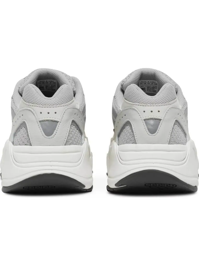 Кроссовки Yeezy Boost 700 V2 Cream — изображение 6 из 9, бежевый