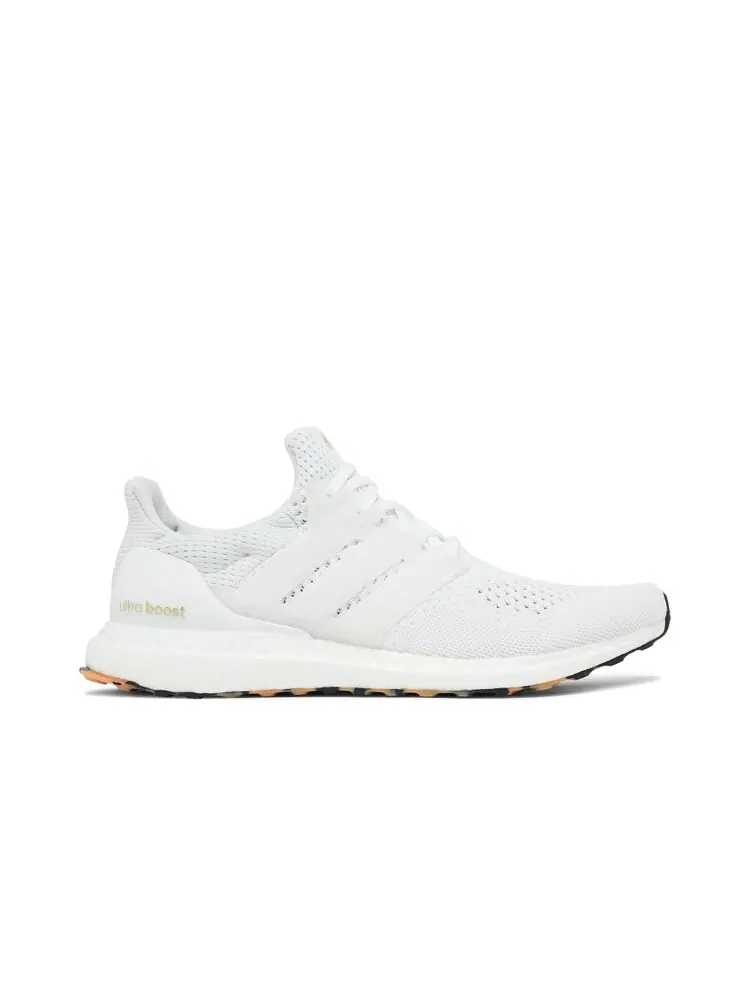 Кроссовки Adidas UltraBoost 1.0 — изображение 1 из 4, белый