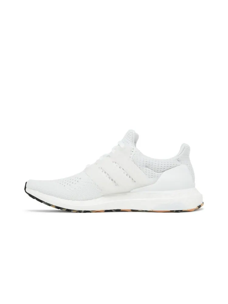Кроссовки Adidas UltraBoost 1.0 — изображение 3 из 4, белый