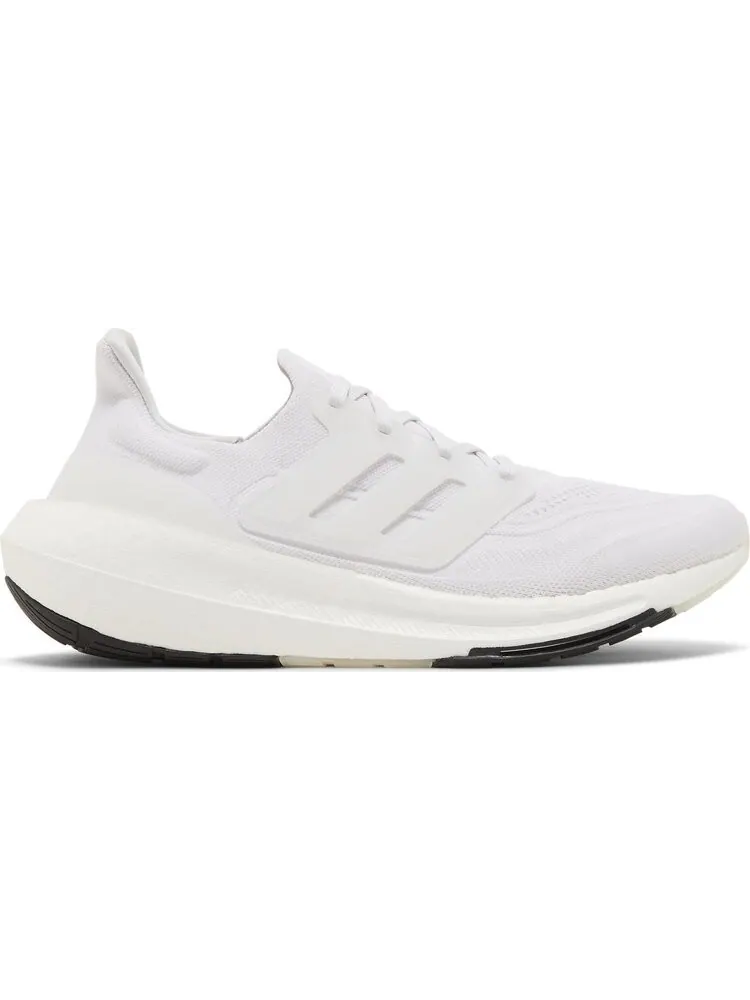 Кроссовки Adidas UltraBoost Light — изображение 1 из 8, белый