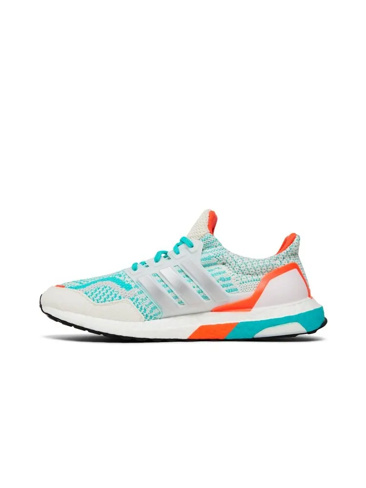Кроссовки Adidas UltraBoost 5.0 DNA — изображение 3 из 4, белый