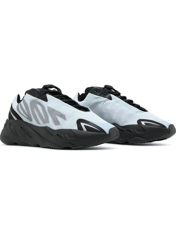 Кроссовки Adidas Yeezy Boost 700 MNVN 'Blue Tint' — изображение 8 из 10, синий