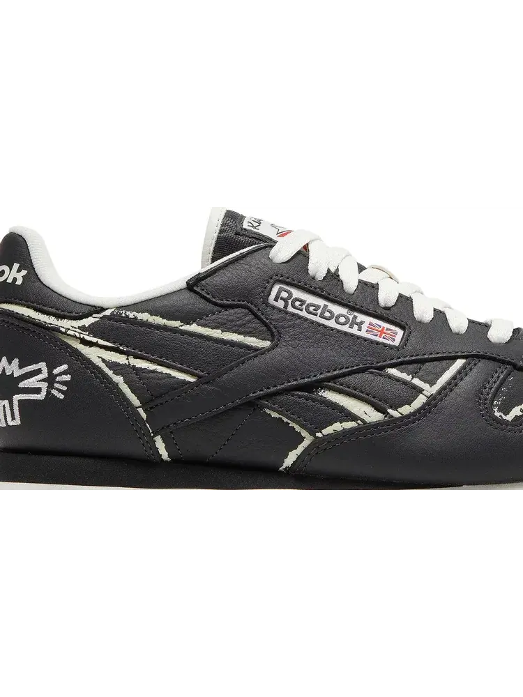 Кроссовки keith haring x classic leather 'dog blackboard chalk drawing' Reebok — изображение 2 из 8, серый