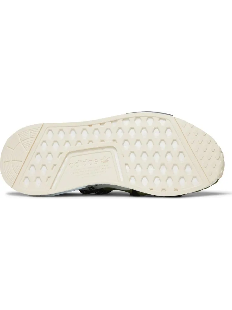 Кроссовки Adidas BBC Ice Cream x Pharrell x NMD Human Race 'Running Dog' — изображение 4 из 8, зеленый
