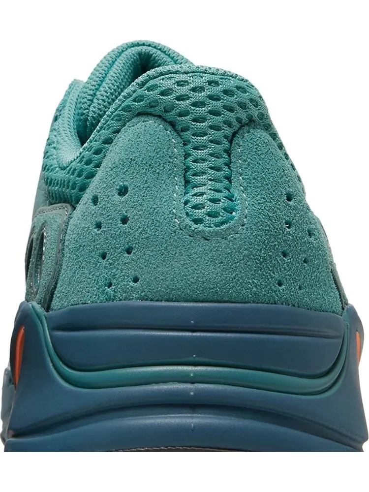 Кроссовки Adidas Yeezy Boost 700 'Faded Azure' — изображение 7 из 8, зеленый
