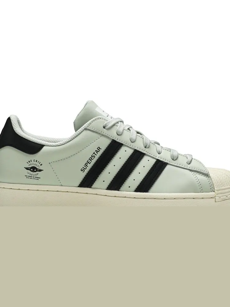 Кроссовки Adidas Star Wars x Superstar 'The Child' — изображение 2 из 8, зеленый