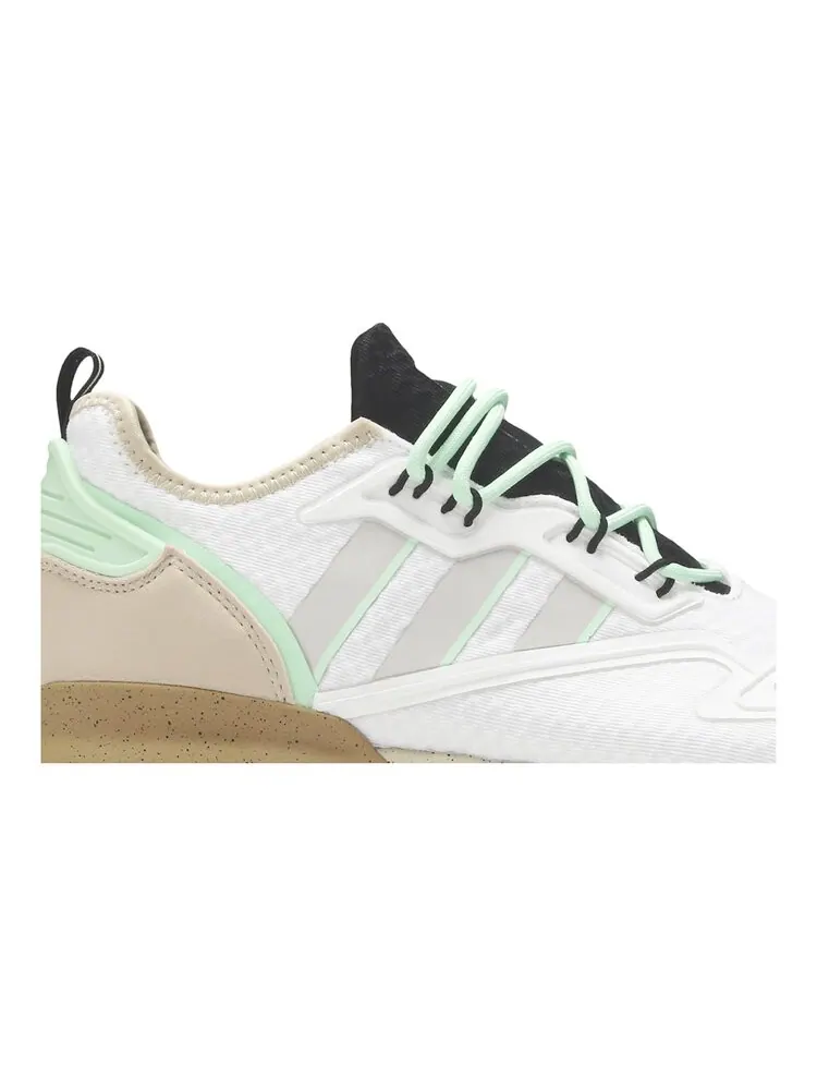 Кроссовки Adidas Star Wars x ZX 2K Boost — изображение 2 из 4, белый