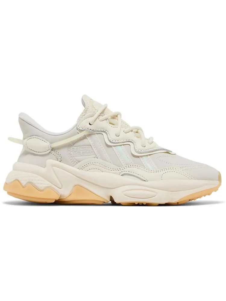 Кроссовки adidas Wmns Ozweego 'Off-White Gum' — изображение 1 из 8, белый