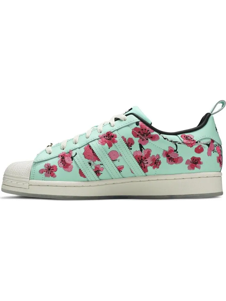 Кроссовки Adidas Arizona x Superstar 'Green Tea With Ginseng And Honey' — изображение 3 из 8, зеленый