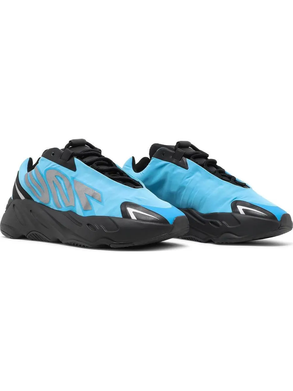 Кроссовки Yeezy Boost 700 MNVN Bright Cyan — изображение 4 из 10, синий