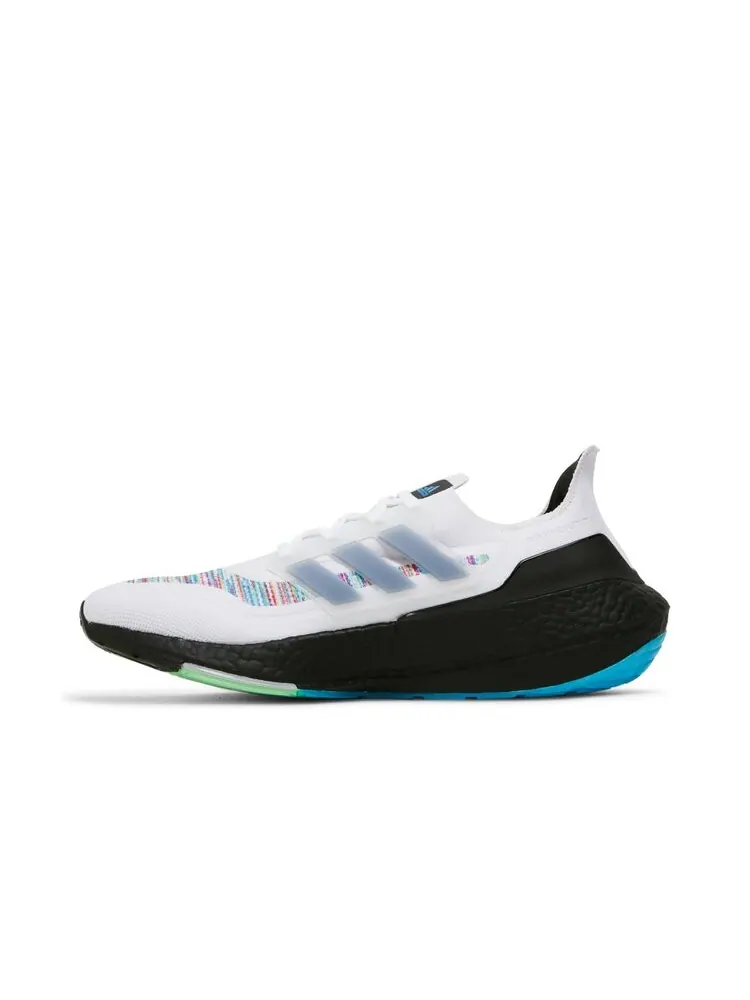Кроссовки Adidas UltraBoost 21 — изображение 3 из 4, белый