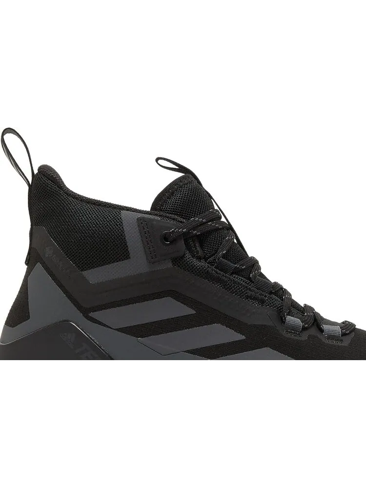 Ботинки Adidas Terrex Free Hiker 2 GORE-TEX 'Black Grey' — изображение 2 из 8, черный