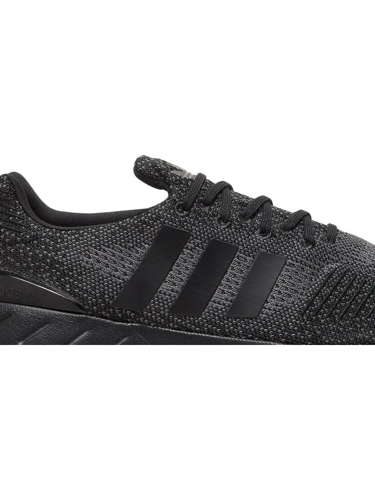 Мужские кроссовки Adidas Swift Run 22 — изображение 2 из 8, черный