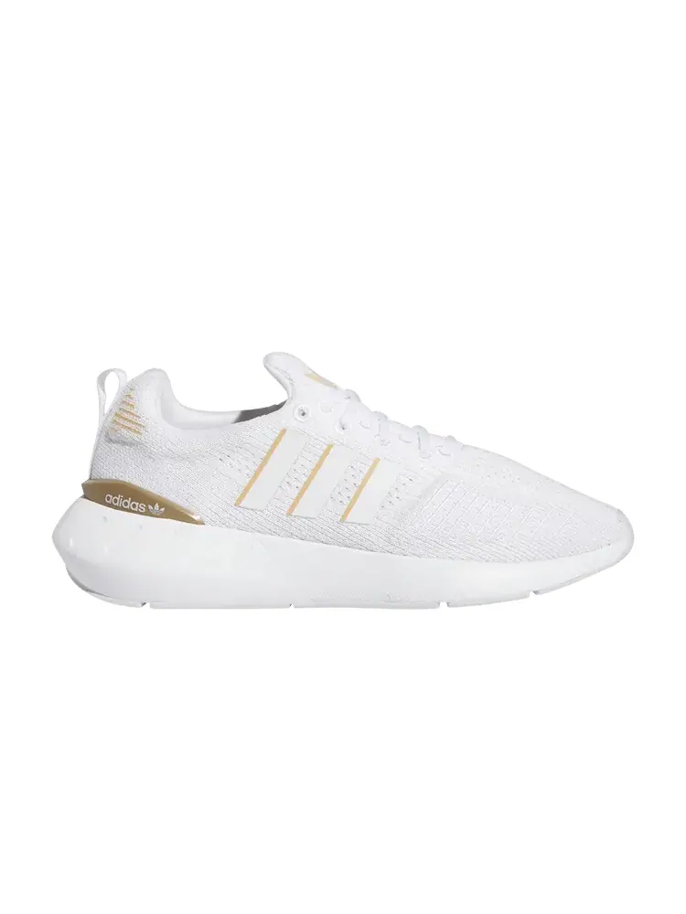 Кроссовки adidas Wmns Swift Run 22 'White Gold Metallic' — изображение 1 из 1