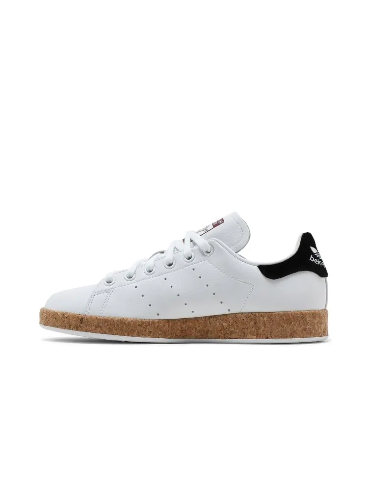 Кроссовки Adidas Marvel x Wmns Stan Smith — изображение 3 из 4, белый